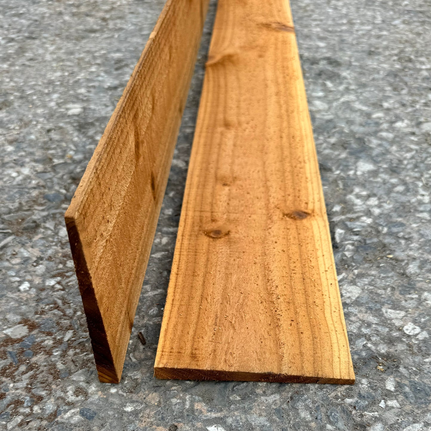 Feather Edge Timber - Brown